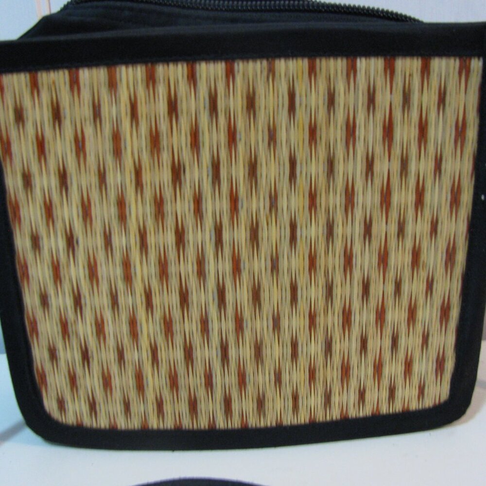 * Baskets of Cambodia Crossbody Purse Bag Woven & Cloth Zip Close Pockets - Picture 2 of 6